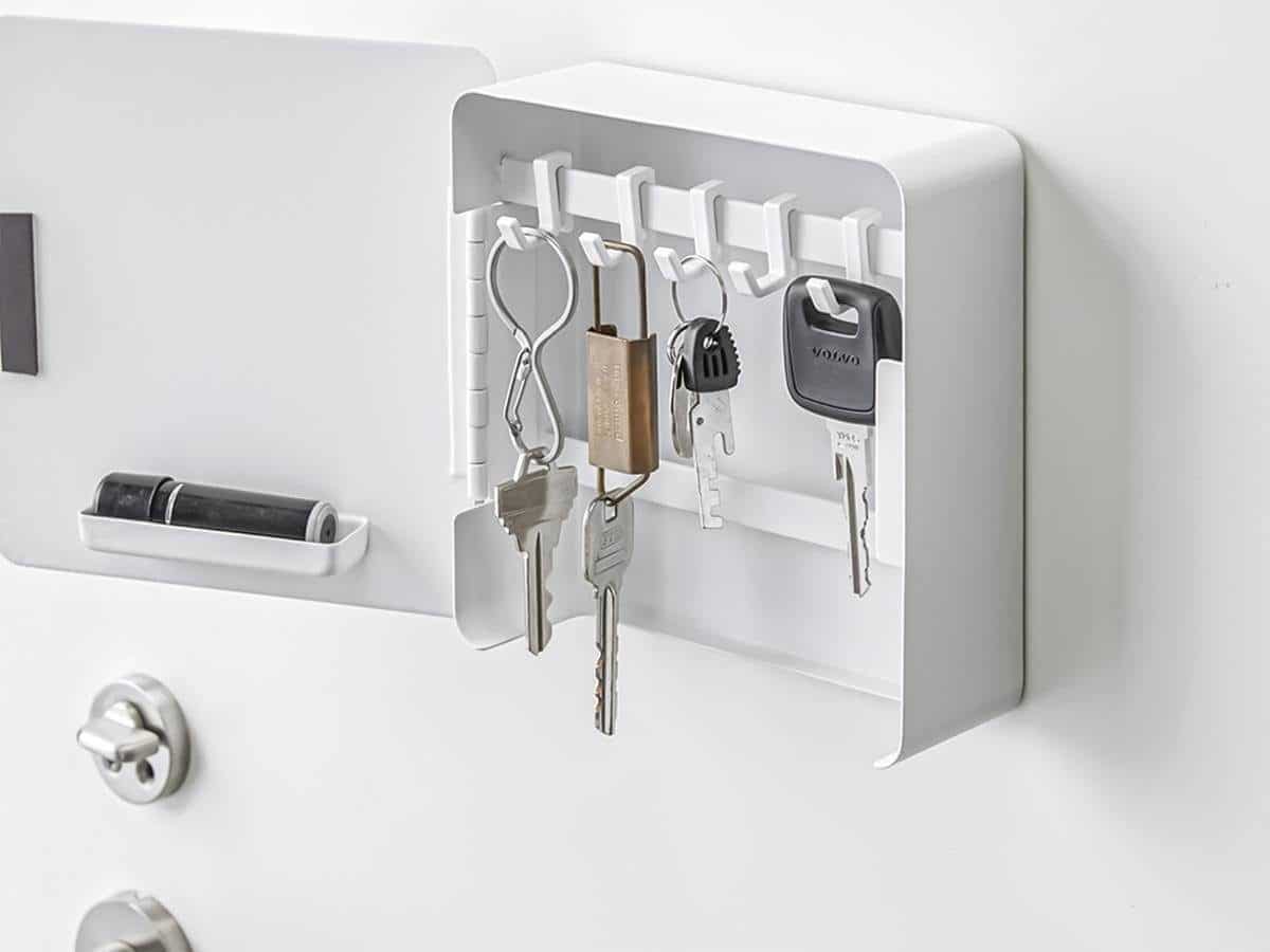 Magnetischer Schlüsselkasten TOWER. Minimalistisch. Praktisch. Von Yamazaki, Japan. In Schwarz oder Weiß. – Bild 4